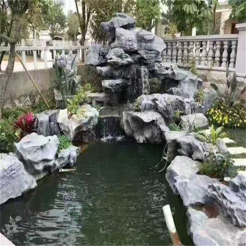 高唐庭院假山鱼池图片